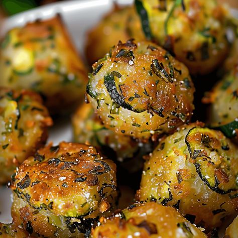 Crispy, savory, and packed with flavor, these delightful little bites are a tasty way to enjoy your veggies Zucchini Garlic Bites Air Fryer, Mushroom And Zucchini Recipes, Hors Doeuvres Easy, Zucchini Garlic Bites, Courgette Recipe, Zucchini Appetizer Recipes, Zucchini Balls, Garlic Bites, Zucchini Appetizer