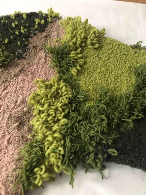 Moss Textile Art, Moss Weaving, Moss Textiles, Moss Rug Diy, Diy Moss Rug, Moss Blanket, Moss Aesthetic, Diy Moss, Moss Rug