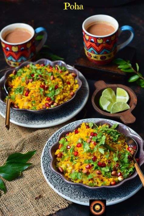 Poha Aesthetic, Poha Photography, How To Make Poha Recipe, Kanda Poha Recipe, Poha Chevdo Recipe, Kanda Poha, Poha Chivda, Gujarati Cuisine, Variety Food