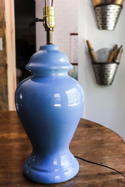 Painting Ceramic Lamps, Anthropologie Lamp, Spray Paint Ceramic, Making Lamps, Spray Paint Lamps, Lamp Redo, Diy Lamp Makeover, Blue Ceramic Lamp, Chandelier Makeover