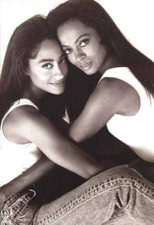 Diana Ross with her daughter actress Tracie Ellis Ross Tracee Ellis Ross, Celebrity Families, The Jacksons, Diana Ross, Power Girl, Goth Outfits, Girls Rock, Look At You, Mothers Love