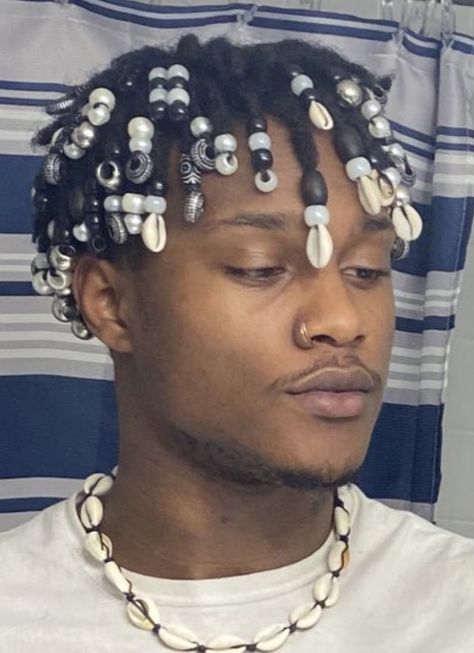 Men Beads Hairstyle, Box Braids For Men With Beads, Men Hair Jewelry, Dread With Beads, Dreadlock With Beads, Twist With Beads Men, Guys With Beads In Hair, Cornrows Beads Men, Locs With Beads Men