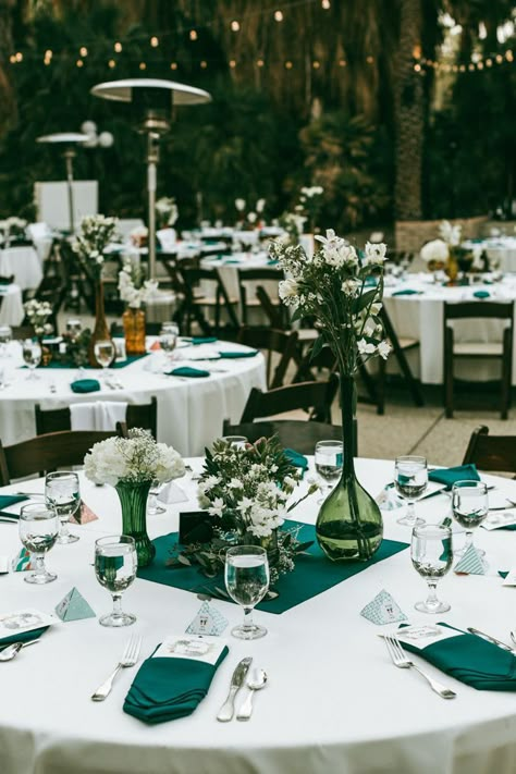 Emerald DIY wedding reception table decor | Image by Emily Star Poole Emerald Green Wedding Theme, Wedding Planning Notebook, Green Wedding Decorations, Dark Green Wedding, Wedding Reception Table Decorations, Diy Wedding Reception, Reception Table Decorations, Green Themed Wedding, Emerald Green Weddings