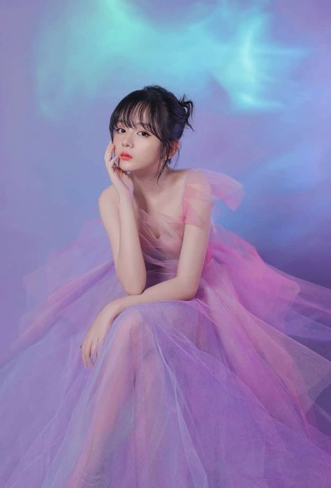 Pink Model Aesthetic, Dress Ungu, Purple Photoshoot, Pre Debut Photoshoot, Princess Shot, Korean Photoshoot, Korean Princess, Debut Photoshoot, Sweet 17