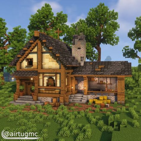 Minecraft Interiors Ideas, Workshop Minecraft, Lotus Minecraft, Minecraft Hillside House Ideas, Blacksmith Shop Minecraft, Log House Minecraft, Minecraft Logging Mill, Smithing House Minecraft, Minecraft Carpenter House