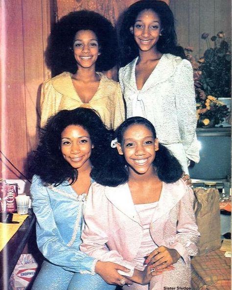 A very young Sister Sledge Ben E King, Sister Sledge, Vintage Black Glamour, Grown Women, Music Star, Black Excellence, Female Artists, Vintage Photos, Vintage Black