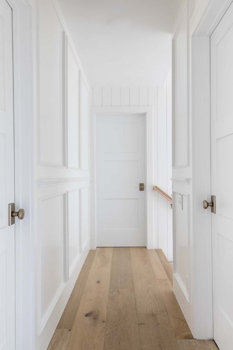 Our Best Interior Door Hardware Picks - Mindy Gayer Design Co. Farmhouse Interior Doors, Interior Door Colors, Mindy Gayer Design, White Interior Doors, Interior Door Hardware, Interior Door Styles, Interior Door Knobs, Inside Doors, Farmhouse Doors