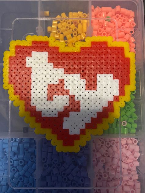 Weird Perler Bead Patterns, Peeler Earrings, Rave Perler Pattern, Kandi Perler, Melty Bead Designs, Kandi Inspo, Modele Pixel Art, Perler Creations, Melty Bead Patterns