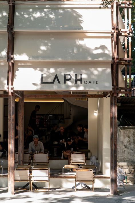 LAPH Cafe / 3fconcept | ArchDaily Cafe Stall, Vietnam Cafe, Budapest Cafe, Rabbit Cafe, Selling Light, Japanese Restaurant Design, Coffee Shop Concept, Modern Coffee Shop, Surf Coffee