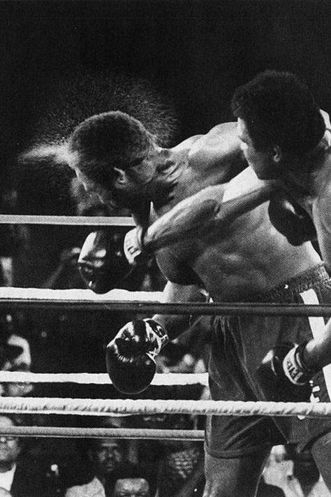 Ali Muhammad Ali Boxing, محمد علي, Boxe Thai, Mohamed Ali, Boxing Ring, Rumble In The Jungle, Muhammed Ali, Boxing History, Mohammed Ali