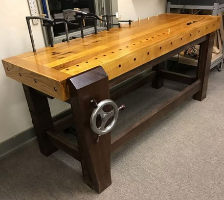 Wood Working Table Design, Workbench Ideas, Workbench Designs, Woodworking Bench Plans, Work Benches, Diy Workbench, Garage Work Bench, Workbench Plans, Woodworking Workbench