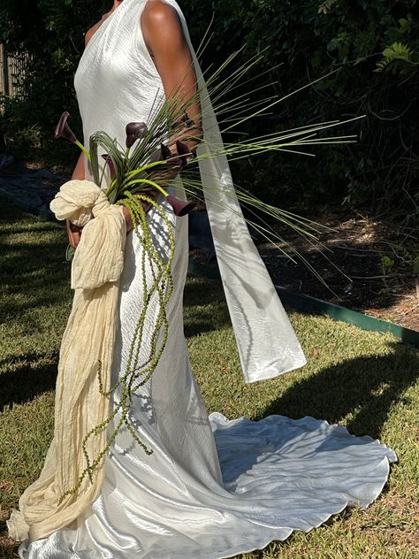 Calla Lily Bridal Bouquet, Lily Bridal Bouquet, Unique Bridal Bouquets, Calla Lily Bridal, Calla Lily Bouquet, Lily Wedding, Bouquet Design, Wedding Mood, Italian Wedding