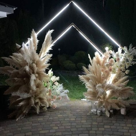 Pathway Decoration, Led Wedding, Event Entrance, Wedding Stage Backdrop, Marriage Decoration, Dream Wedding Decorations, Grass Wedding, Wedding Planning Decor, Stage Backdrop