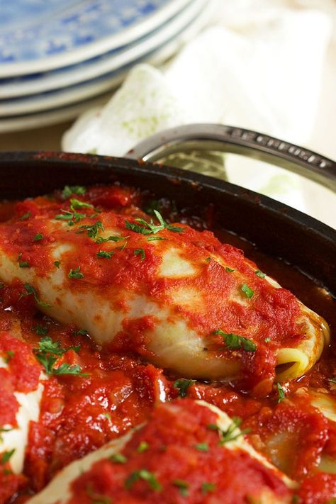 How to Make the BEST Stuffed Cabbage Rolls | TheSuburbanSoapbox.com Best Stuffed Cabbage Rolls, Polish Stuffed Cabbage Rolls, Cabbage Rolls Polish, Polish Meals, Polish Stuffed Cabbage, Stuffed Cabbage Rolls Recipe, Easy Cabbage Rolls, Cabbage Dishes, Loaded Potatoes