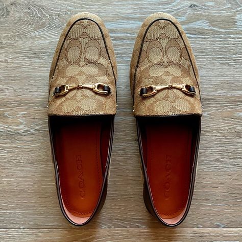 Coach Haley Loafer, Size 9 Slip On Loafers, Coach Shoes, Shoe Box, Loafers, Dress Up, Slip On, Plus Fashion, Leather, Fashion Trends