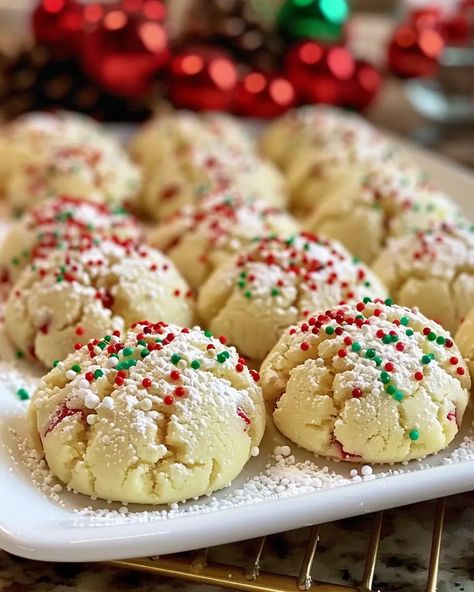 Christmas Ooey Gooey Butter Cookies - Recipes Smile Ooey Gooey Butter Cookies Christmas, Ooy Gooy Butter Cookies Christmas, Christmas Gooey Butter Cookies Recipe, Ooey Gooey Butter Cake Cookies, Chocolate Gooey Butter Cookies, Oey Goey Butter Christmas Cookie, Gooey Sugar Cookies, Ooey Gooey Christmas Cookies, Christmas Cookies Pillsbury