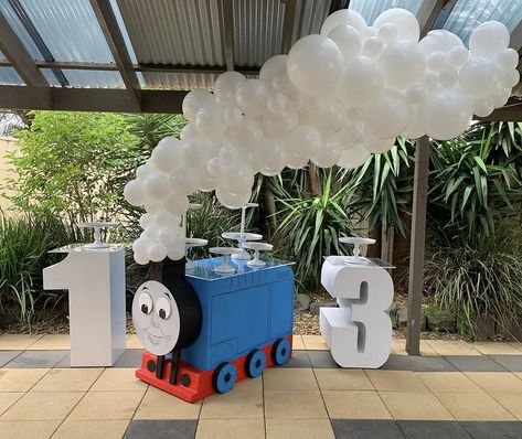 Thomas The Train Balloon Arch, Thomas The Train Centerpieces, Train Theme Birthday Party Decorations, Thomas Birthday Party Ideas, Thomas And Friends Birthday Party, Thomas Train Birthday Cake, Thomas The Tank Engine Party, Train Birthday Party Decorations, Train Birthday Theme