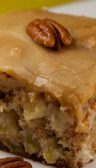 Apple Dapple, Cake Apple, Apple Cakes, Kek Lapis, Apple Caramel, Fresh Apple Cake, Apple Cake Recipes, Healthy Heart, A Piece Of Cake