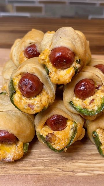 Chicken Bacon Ranch Subs, Popper Pigs In A Blanket, Handheld Meals, Pigs In A Blanket Recipe, Winter Appetizers, Asian Soups, Smoked Jalapeno, Pigs In A Blanket, Chicken Bacon Ranch