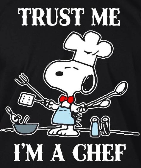 Cute chef Peanuts Charlie Brown Snoopy, Snoopy Cartoon, Snoopy Funny, Peanuts Snoopy Woodstock, Snoopy Images, Peanuts Cartoon, Snoopy Quotes, Snoopy Pictures, Snoop Dog