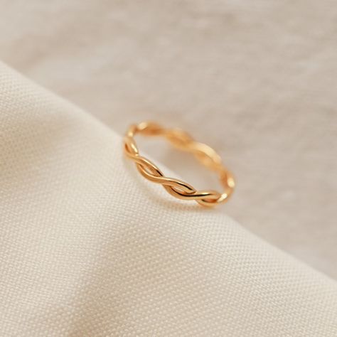 Braided Ring by Caitlyn Minimalist Braid Ring in Gold - Etsy Canada Braided Gold Ring, Caitlyn Minimalist, Golden Rings, Friendship Ring, Gold Rings Simple, Friendship Rings, Braided Ring, Gold Rings Fashion, Gold Ring Designs