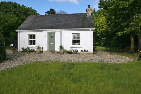 Cottage Renovation Before And After, Irish Cottage Renovation, Irish Cottage Interiors, Cottages Interiors, Cottage Design Plans, Ireland Houses, Irish Interiors, Cottage Front Doors, Irish Houses