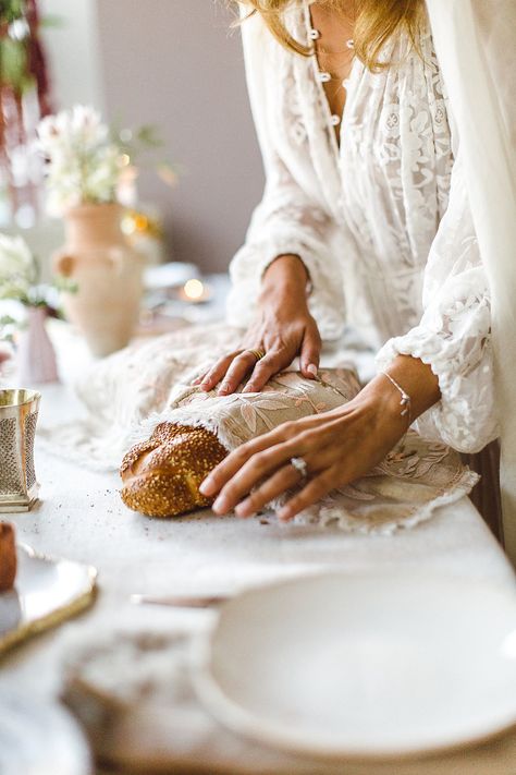 Bringing Spirituality into Your Jewish Wedding and Your Home with Micaela Ezra of AHYIN - embroidered challah covers | Smashing the Glass Jewish wedding blog Jewish Wedding Traditions, Jewish Wedding Ceremony, Shabbat Dinner, Challah Cover, Jewish Girl, Jewish Culture, Shabbat Shalom, Victorian Wedding, Jewish People