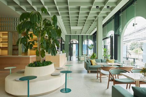 A Tranquil Cafe in Downtown Bangkok — Design Anthology Office Cafeteria Design, Indoor Landscaping, Office Cafeteria, Cafeteria Design, Green Cafe, Design Anthology, Breakout Area, Green Office, Traditional Paint