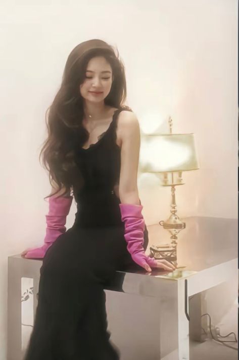 Jennie Kim Blackpink, Black Pink Instagram, Black Pink Kpop, Blackpink Fashion, Blackpink Jennie, Korean Girl, بلاك بينك, Fashion Inspo Outfits, Just In Case