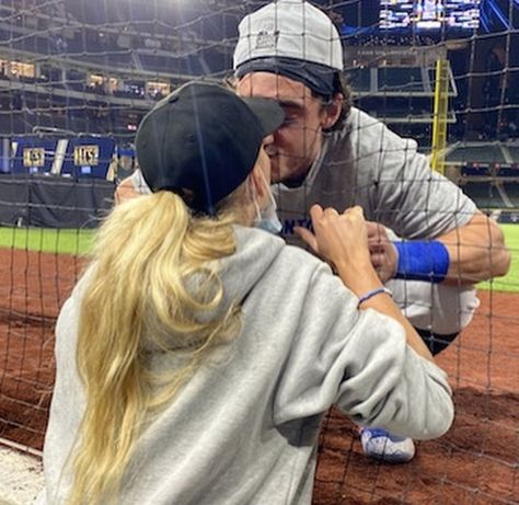 Sports Wife Aesthetic, Mlb Girlfriend, Baseball Girlfriend Aesthetic, Baseball Wife Aesthetic, Baseball Boyfriend Aesthetic, Mlb Wife Aesthetic, Sports Girlfriend, Mlb Wife, Sports Wife