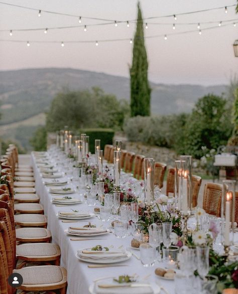 Ireland Wedding Decor, Backyard European Wedding, Italian Wedding Aesthetic Table Decor, Classy Outdoor Wedding Ceremony, Spring Vineyard Wedding, Italian Coastal Wedding, Italian Wedding Table Decor, Tuscany Ceremony, Classy Outdoor Wedding