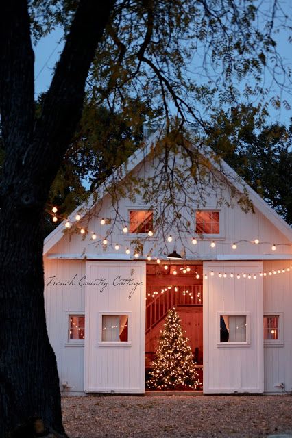 Embrace the wonder of the holidays with our awe-inspiring holiday tree lighting. The lights craft a welcoming atmosphere that honors the festive time. Thistlewood Farms, Farmhouse Christmas Ornaments, Christmas Farm, Christmas Tours, Cottage Christmas, French Country Cottage, White Barn, Old Farmhouse, Christmas Tree Farm