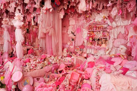 Pink Stuff, Baby Pink Aesthetic, Juxtapoz Magazine, Flag Art, Aesthetic Rooms, Pretty Room, Kawaii Room, Big Art, Her World