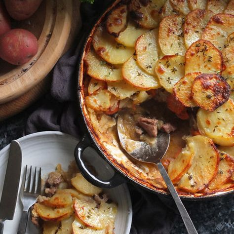 Culurgiones - Sardinian Ravioli #MyHolidayDish | Elizabeth's Kitchen Diary Lancashire Hotpot, Lancashire Hot Pot, Saag Aloo, Great British Food, Fresh Potato, Slow Cooked Lamb, Lamb Stew, Potato Curry, British Food