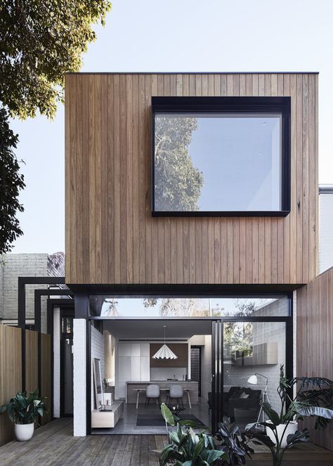 Loft House / Tom Robertson Architects, © Lillie Thompson Small House Design Architecture, Loft House Design, Melbourne House, Minimalist House Design, Loft House, Container House Design, Design Exterior, Cool House Designs, Dream House Exterior