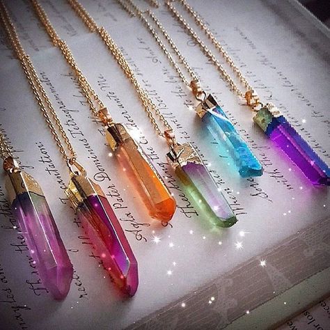 Aura Quartz necklaces available now at www.wildwitchcrystals.com Follow on Instagram @wildwitchcrystals Earth Crystals, Rose Aura Quartz, Grandmother Jewelry, Inexpensive Jewelry, Metaphysical Jewelry, Raw Stone Necklace, Aura Quartz Crystal, زجاج ملون, Lapis Lazuli Crystal