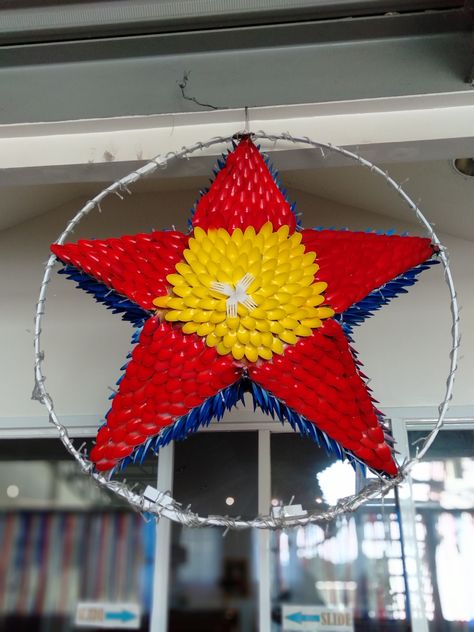 Recycled materials, random designs and ideas to get inspired Christmas Parol Recycled Materials, Parol Making Recycled Materials, Parol Recycled Materials, Parol Designs, Parol Designs Recycled, Parol Ideas, Recycled Parol, Parol Making, Christmas Parol