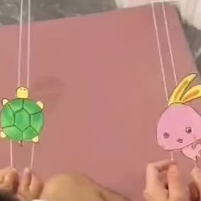 Handmade Crafts on Instagram: "With a piece of card paper and two ropes, you can have a turtle and rabbit race game. It's fun and practical! Have you learned? #manualdiy #handmade" Turtle Games For Kids, Rabbit And Tortoise, Turtle Activities, Turtle Games, Kid Games, Rabbit Crafts, A Turtle, Racing Games, Classroom Activities