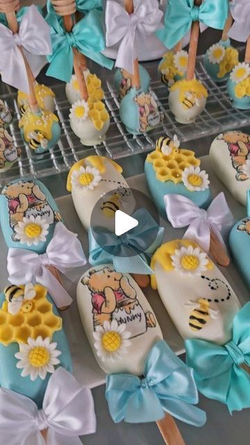 Cakes & Co. - Anjali Parwani on Instagram: "The cutest theme....Winnie the Pooh . . #cakesandcopty #winniethepooh #winniethepoohbabyshower #cakedesign #cakeinspiration #cakesicles #cakepops #bolosdecorados #caketrends" Winnie The Pooh Cakesicles, Winnie The Pooh Baby Shower Treats, Winnie The Pooh Baby Shower Cake, Winnie The Pooh Cake Pops, Winnie The Pooh Cakes, Winnie The Pooh Cupcakes, Pooh Cake, Winnie The Pooh Cake, Winnie The Pooh Themes