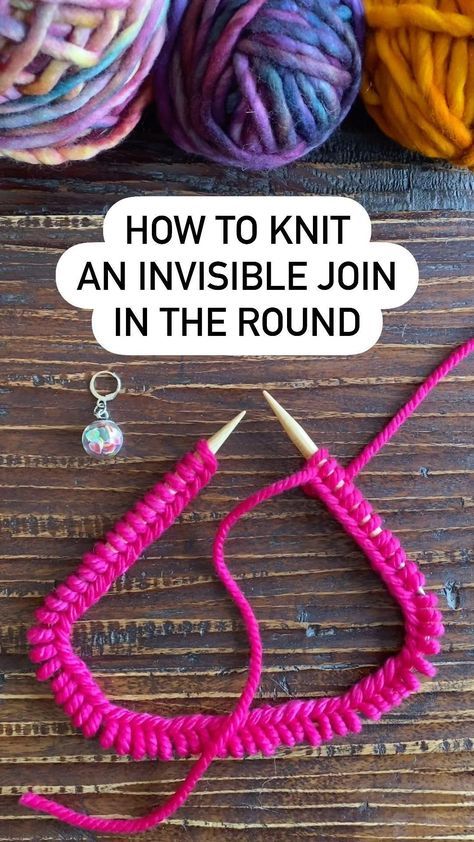 Knit Join In The Round, Joining In The Round Knitting, Circular Needle Knitting Patterns, Knitting Tutorial For Beginners, Circular Knitting Patterns, Invisible Join, Knitting In The Round, Knitting Hacks, Knitting Help