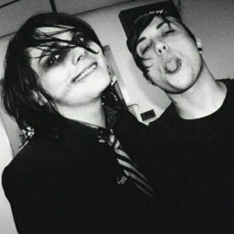 @iLikeBands0501 Our hotties ♥ Frerard Aesthetic, Gerard And Frank, I Love Mcr, Palaye Royale, Mikey Way, Frank Iero, Gerard Way, Emo Bands, Music Memes