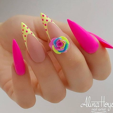 Nail Glam, Punk Nails, Floral Nail Designs, Beauty Nails Design, Nail Swag, Coffin Nails Designs, Floral Nails, Fancy Nails, Dope Nails