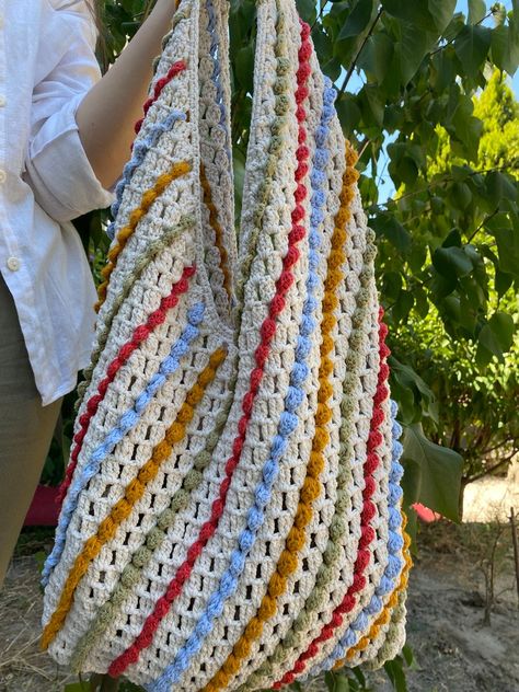 Big Bag Crochet, Crochet Big Bag, Big Crochet Bag, Ombre Bag, Crochet Totes, Colorful Tote Bags, Big Tote Bags, Crochet Shoulder Bags, Knit Bag