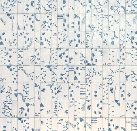 Marazzi: Rice Deco Blossom Bianco 1550163 Marazzi Tile, Vintage Tegel, Porcelain Wall Tile, Before Midnight, Wall Finishes, Tile Pattern, Designer Drapes, Porcelain Mosaic, Handmade Tiles