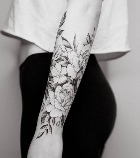 White Flower Tattoos, Forearm Flower Tattoo, Quarter Sleeve Tattoos, Small Forearm Tattoos, Tattoos For Women Half Sleeve, Forearm Sleeve Tattoos, Flower Tattoo Arm, Floral Tattoo Sleeve, Forearm Tattoo Women