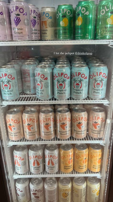 Healthy Drinks Store Bought, Poppi Drink Aesthetic, Prebiotic Soda, Types Of Drinks, Healthy Soda, Drink Aesthetic, Bistro Food, Food Babe, At The Store