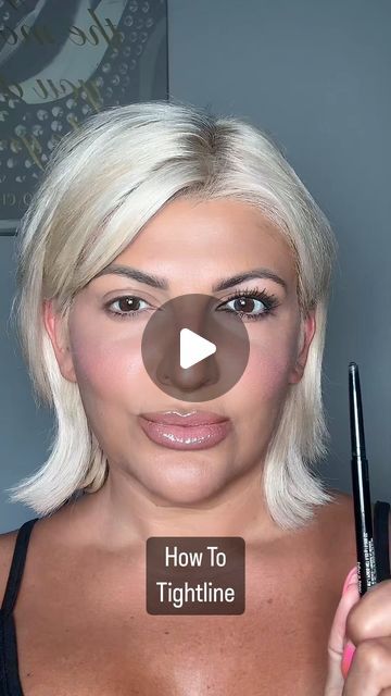 Cristina Pignataro on Instagram: "I have a pro makeup artist tip for you that will help define your eyes and make your lashes look thicker! This is especially great for my hooded eye beauties. It’s called tight lining. Let me show you how to do it!
@wetnwildbeauty breakupproof liner in black 
#tightline #eyemakeup #eyemakeuptips #makeuptips #makeuptipsandtricks #beautytricks #eyeliner #eyelinertutorial #eyemakeuptutorial #hoodedeyes #wetnwildbeauty #promakeupartist #promakeup" Hooded Eyeliner Makeup, How To Tight Line Eyeliner, How To Tightline Eyes, Under Eyeliner Makeup, Tight Lining Eyes, Tight Line Eyeliner, Waterline Eyeliner Looks, Tightlining Eyeliner, Tightline Eyes