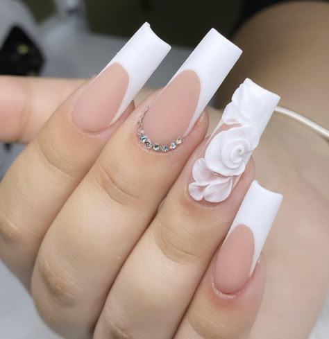 White Nails With Gems, Practice Nails, Sweet 16 Nails, White Gel Polish, Nail French, Mickey Nails, Aqua Nails, Gel Nails Diy, Long Acrylic Nails Coffin