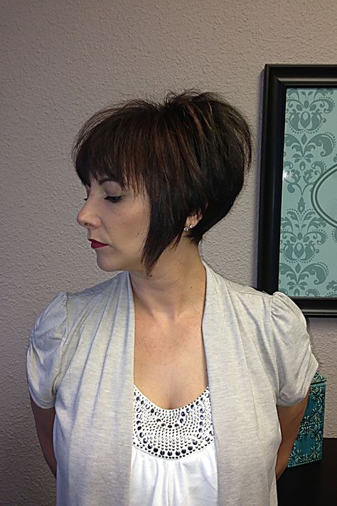 Short Bob Hairstyles - Visit today for you will never know what you will discover. Click to visit IMMEDIATELY! Asymmetric Bob, Asymmetrical Bob, Inverted Bob, Hair Skin Nails, Short Bob Hairstyles, Short Bob, Hair Skin, Bobs Haircuts, Cut And Color