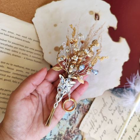 Lord of the Rings. #bridalaccessories #noivas2025 Lord If The Rings, Elf Wedding, Lotr Wedding, Elven Wedding, Ethereal Wedding, Future Wedding Plans, Rings Wedding, The Rings, Lord Of The Rings